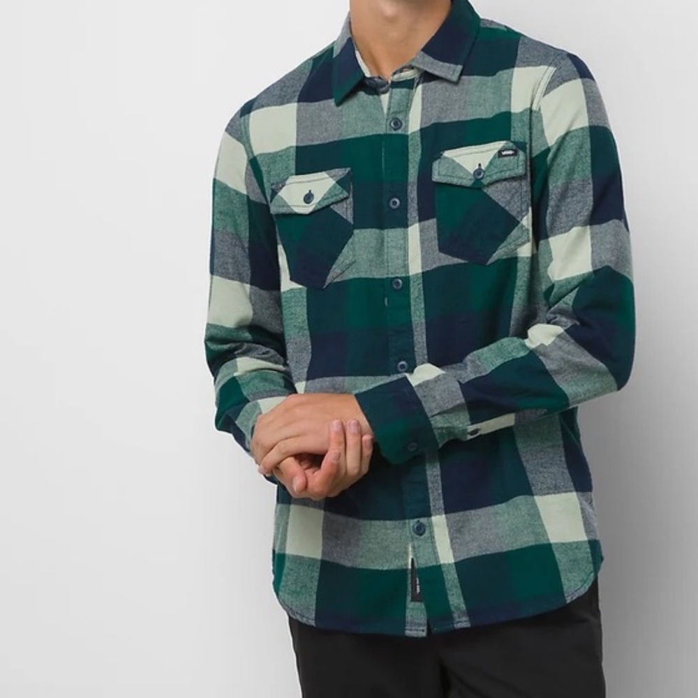VANS Box Flannel Button-Up in Green Men’s Size XS; Women’s Size Small